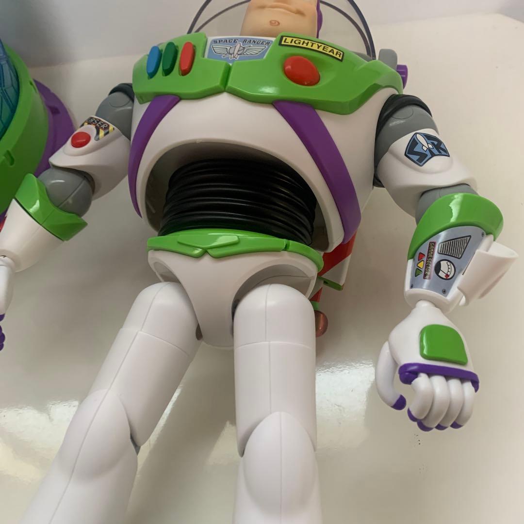 トイストーリー　バズ　バターカップ　おもちゃ