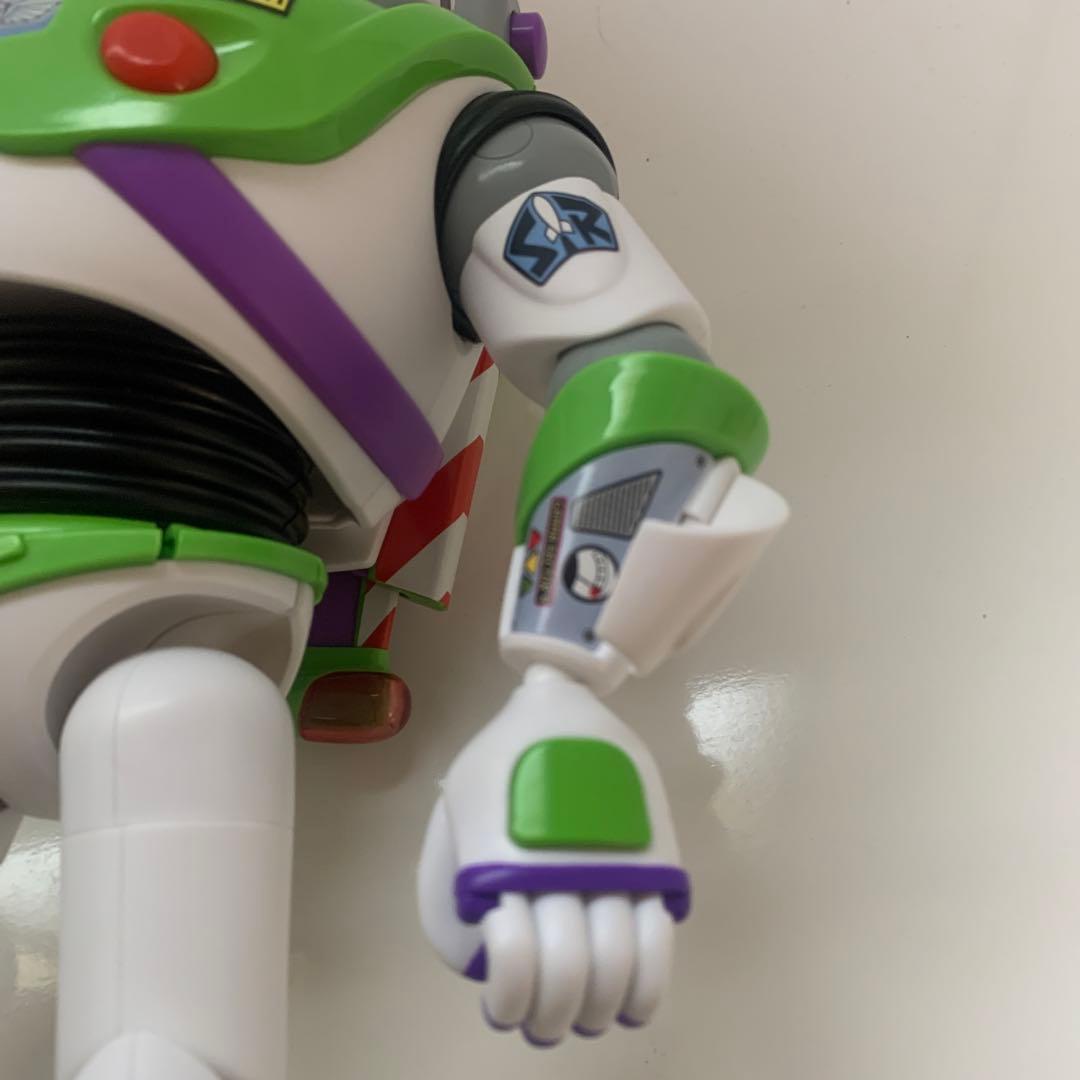 トイストーリー　バズ　バターカップ　おもちゃ