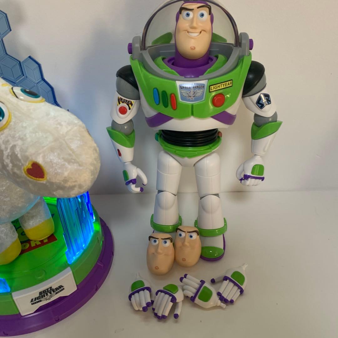 トイストーリー　バズ　バターカップ　おもちゃ