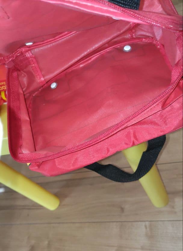 McDonald’s　レアテーブル&ドナルドバスバッグ　ハッピーセットフィギュア