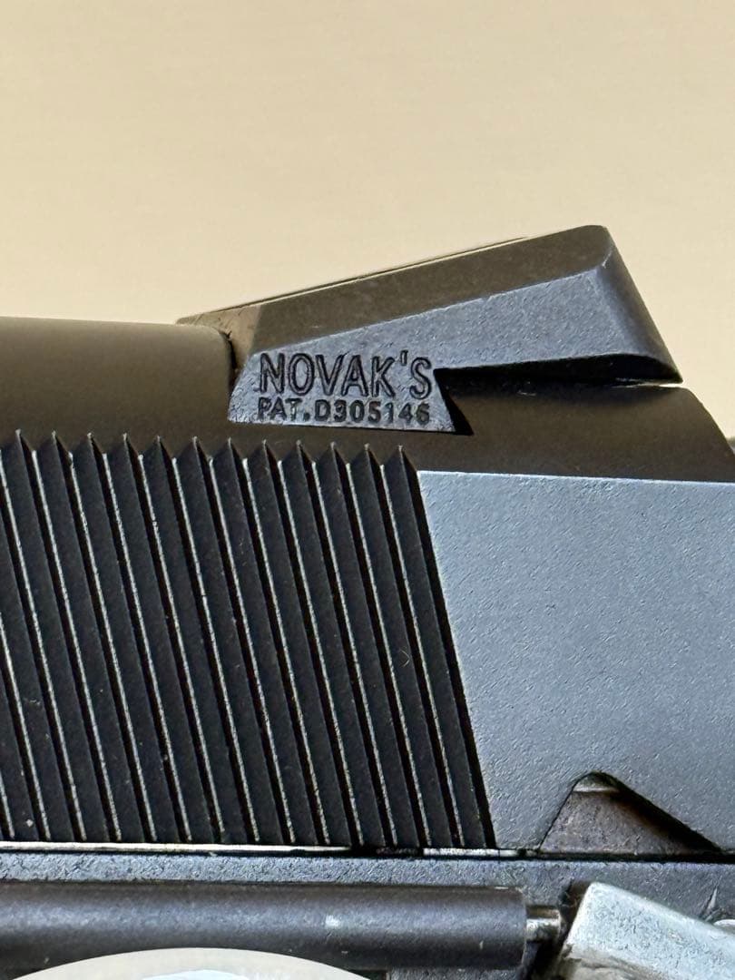 マルイ MEUピストル M1911 パールグリップ マガジン 2本 ガスガン