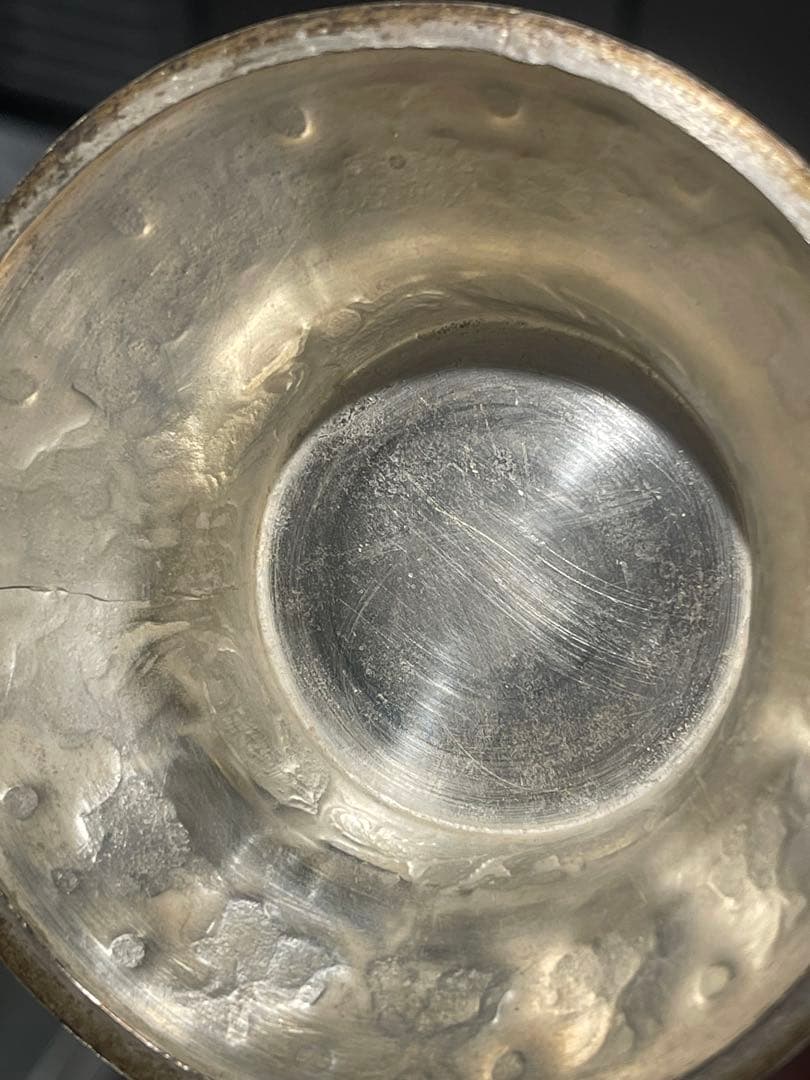 ダ*吉様 金属製 龍と鳳の模様 花瓶 約30cm 手打ち