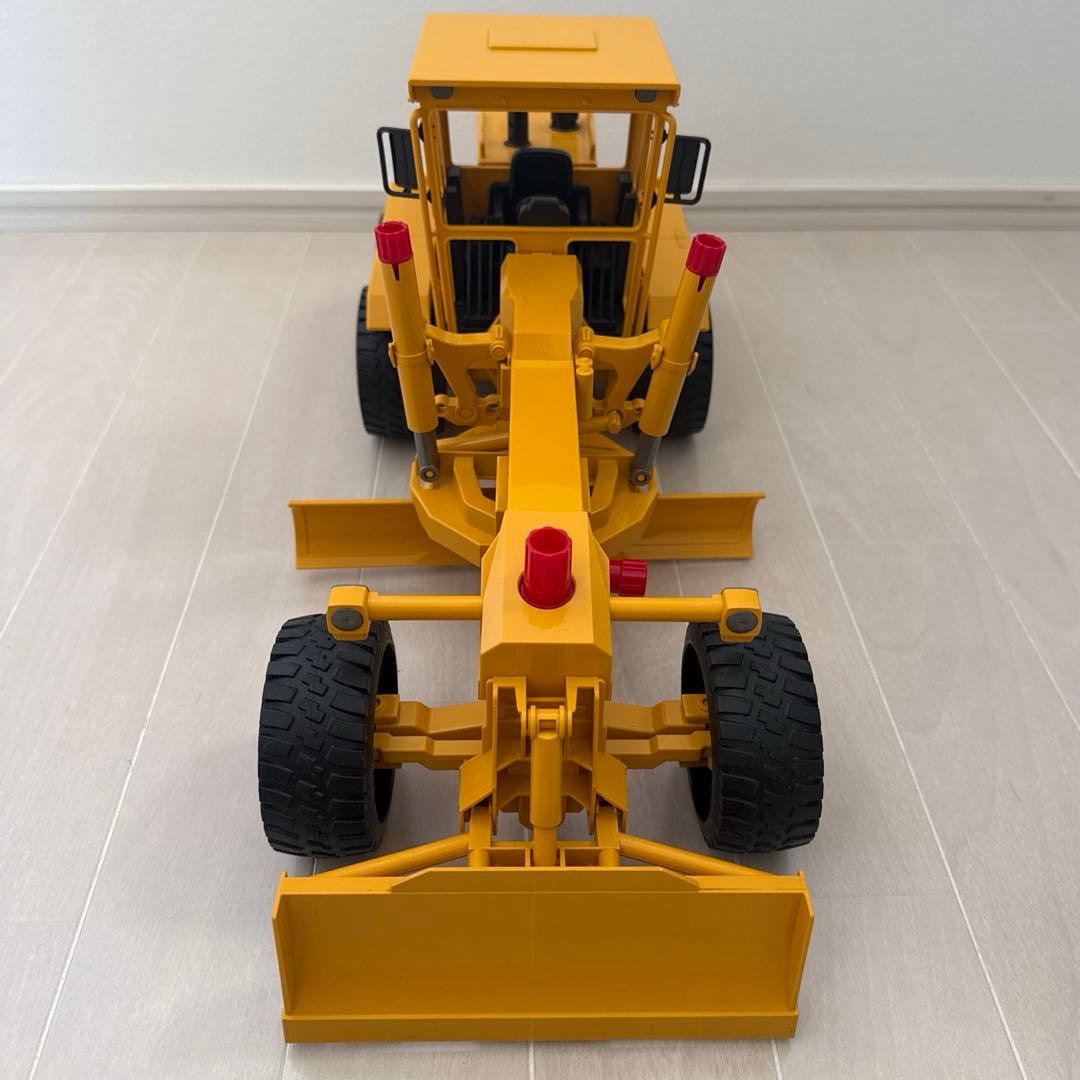 bruder ブルーダー cat グレーダー1/16スケール モーターグレーダー