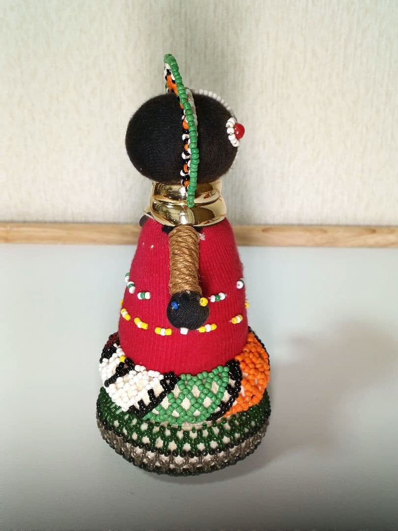 ンデベレ人形 南アフリカ ビーズ 子宝 安産 お守り 魔除け