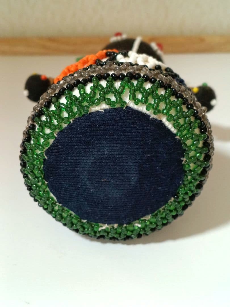 ンデベレ人形 南アフリカ ビーズ 子宝 安産 お守り 魔除け