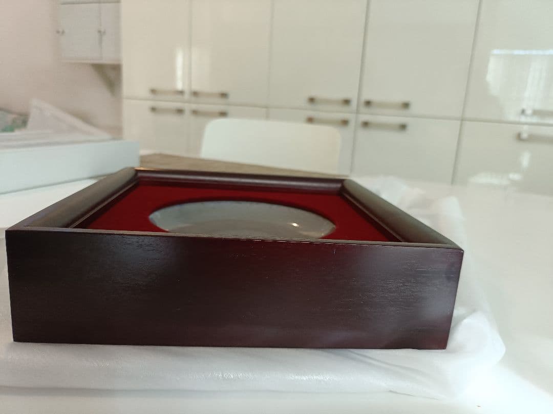 希少価値 臥牛釜鶴絵柄木製フレーム付き壁掛けインテリア