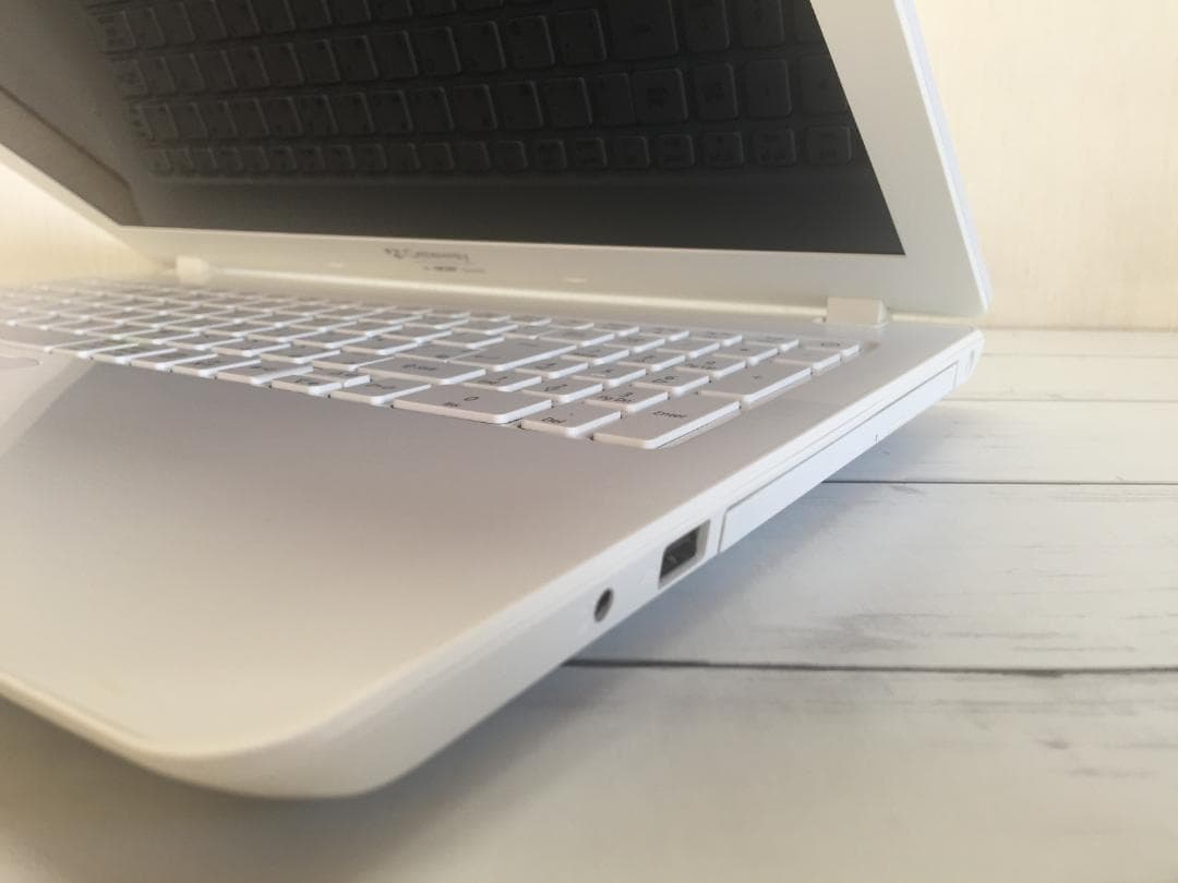 GATEWAY エイサー NE574 15.6型TFT液晶 フルサイズノートPC