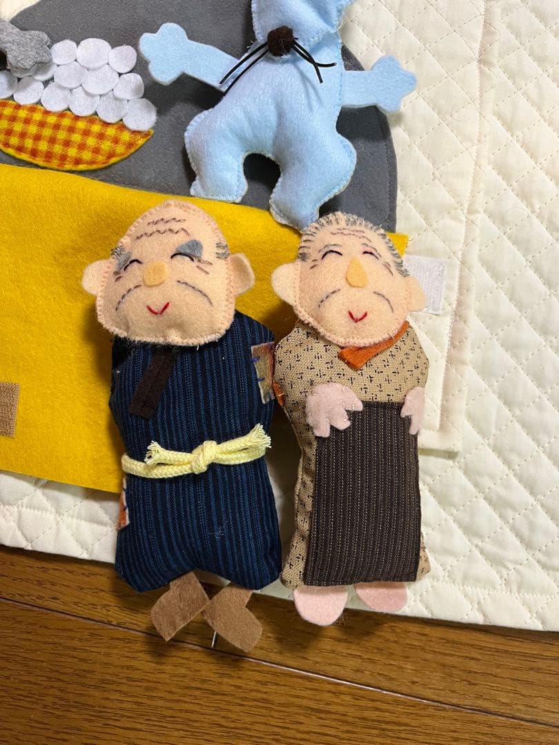 手作りエプロンシアターネズミの相撲