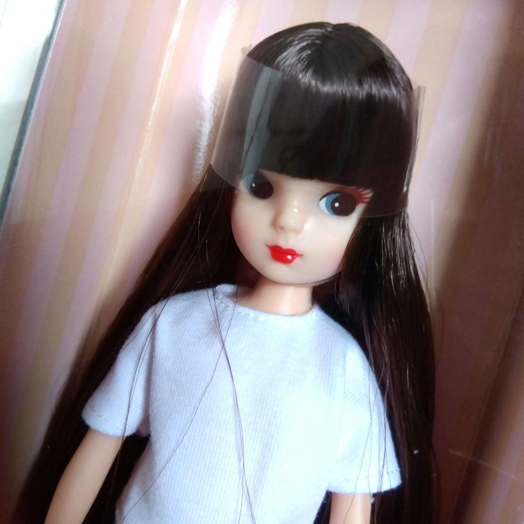 未開封 リカちゃんキャッスル☆リカちゃん ロングヘア 濃茶 赤リップ