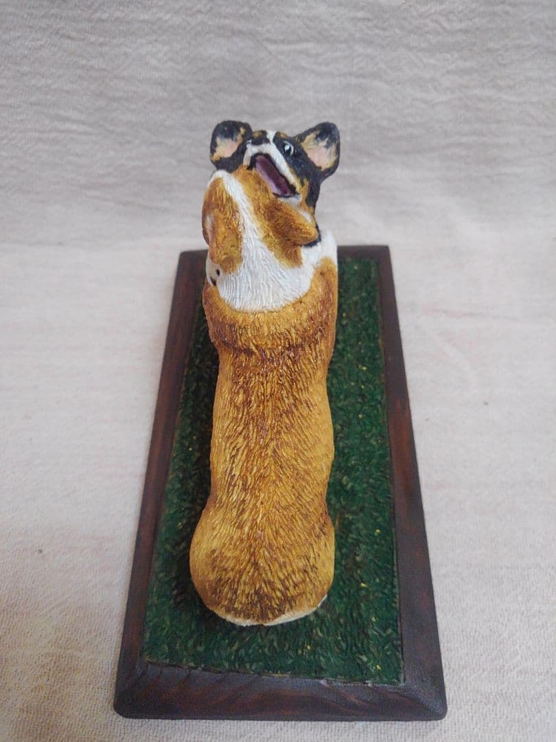 木彫りのコーギー こぎプロ編