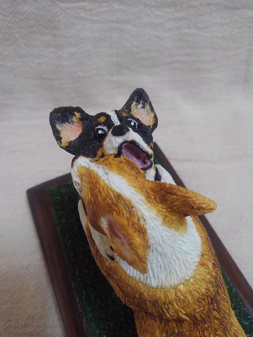 木彫りのコーギー こぎプロ編