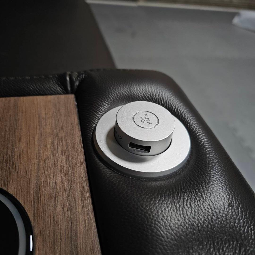 地域限定送料込み　電動リクライニングソファ ニトリ Nストラス