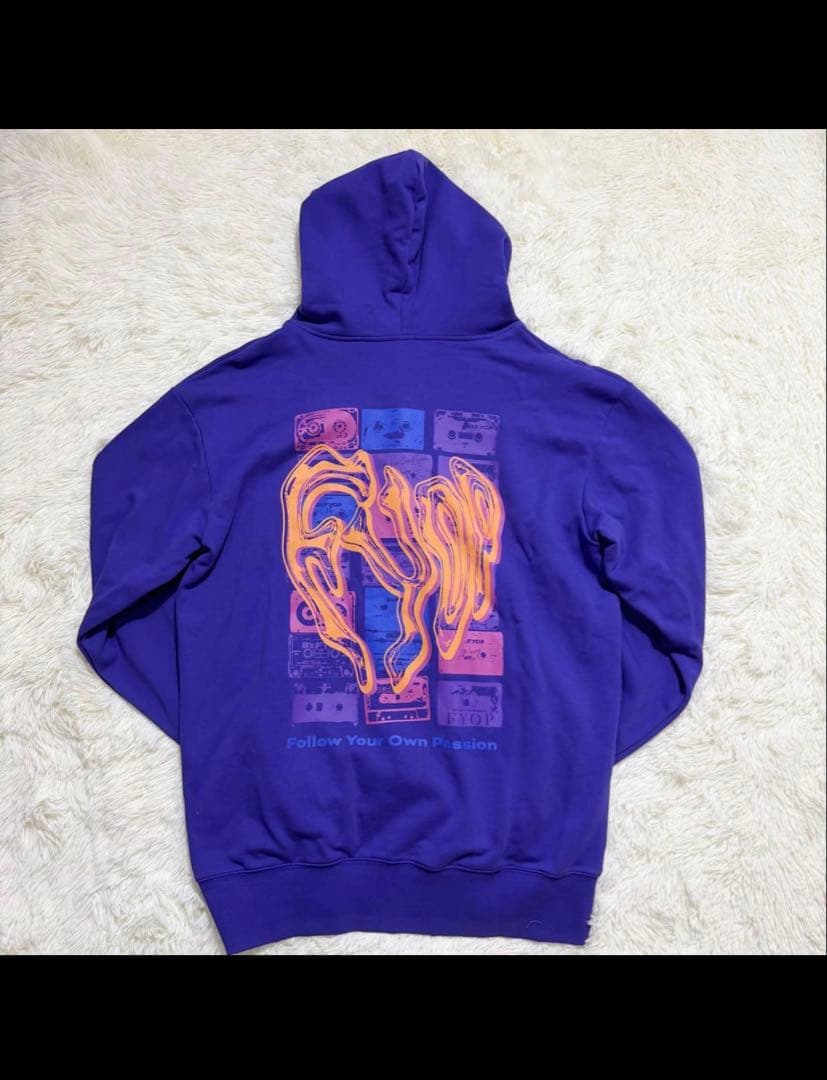 【新品・未使用品】B'z 2025 FYOP パーカー(2XL)