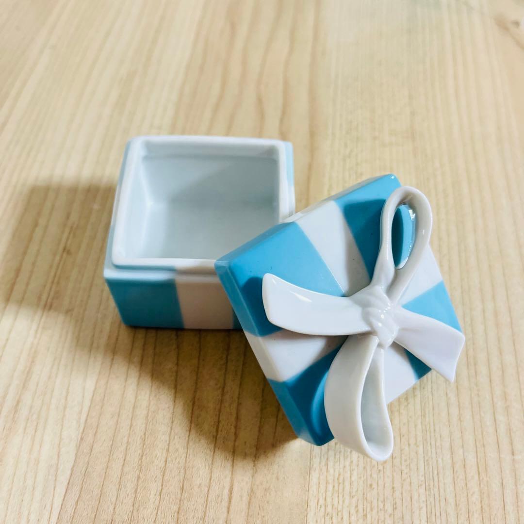 新品未使用 ティファニー 小物入れ