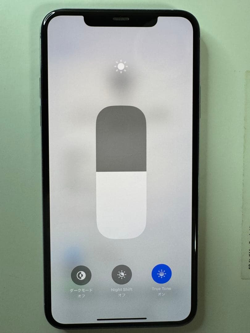 iPhone 11 Pro Max 。256GB。