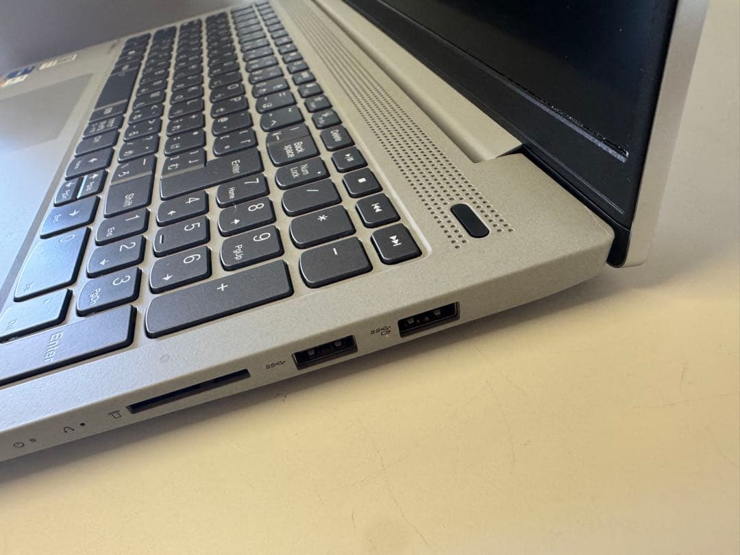 【ヒンジ破損】Lenovo IdeaPad 5 i5-1135G7 15.6型