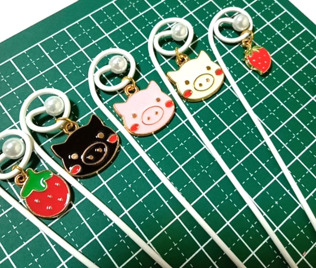 ガーデンピック☆ゆらゆらピック☆苺と3匹の子ぶた☆5本☆ガーデニング雑貨☆多肉植