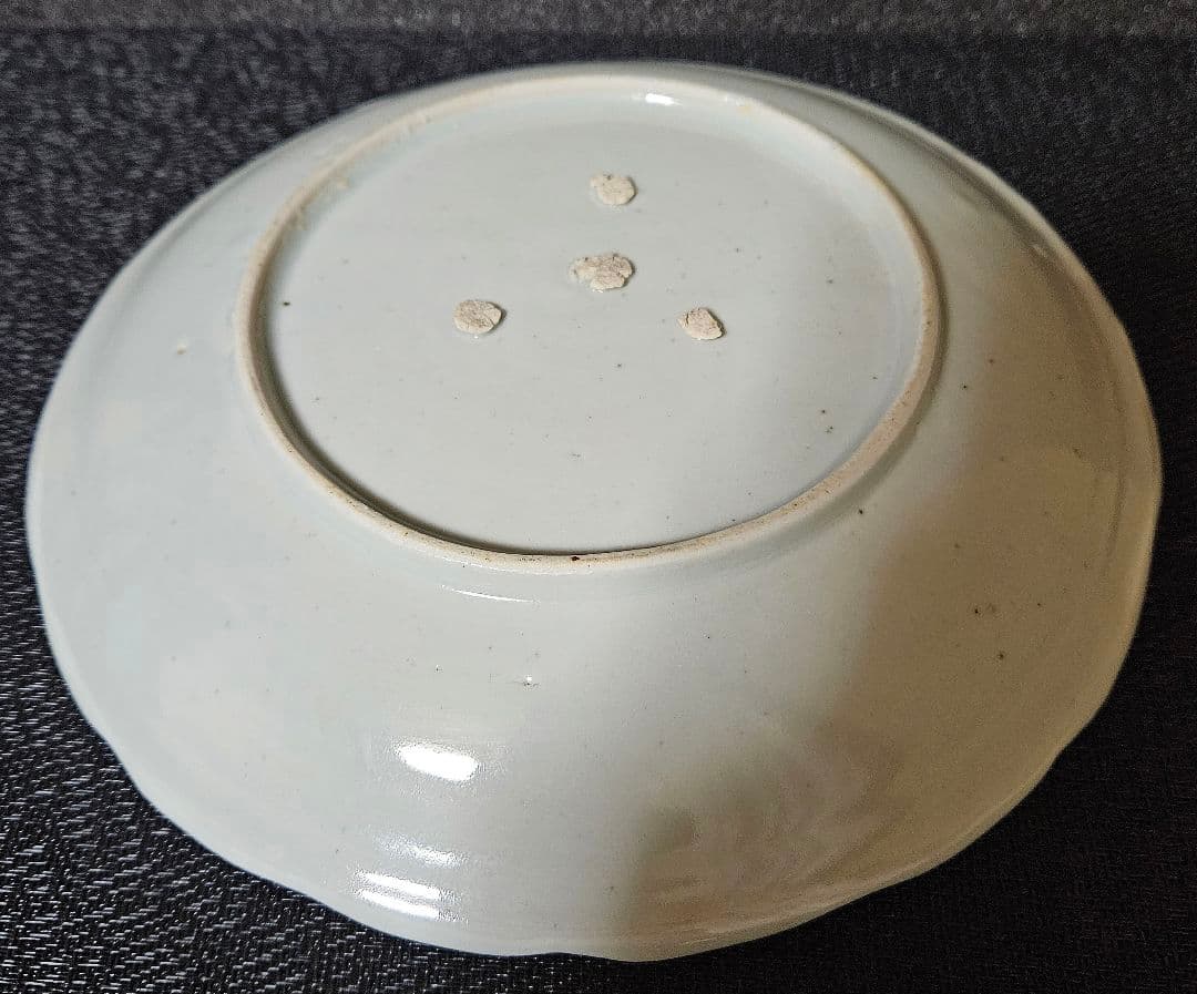 江戸時代後期　古伊万里　染付　雲龍図　輪花　22.9cm皿
