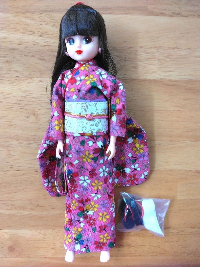 ♥箱無し新品♥1999年発売　旧タカラリカちゃん着物　ピンク桜