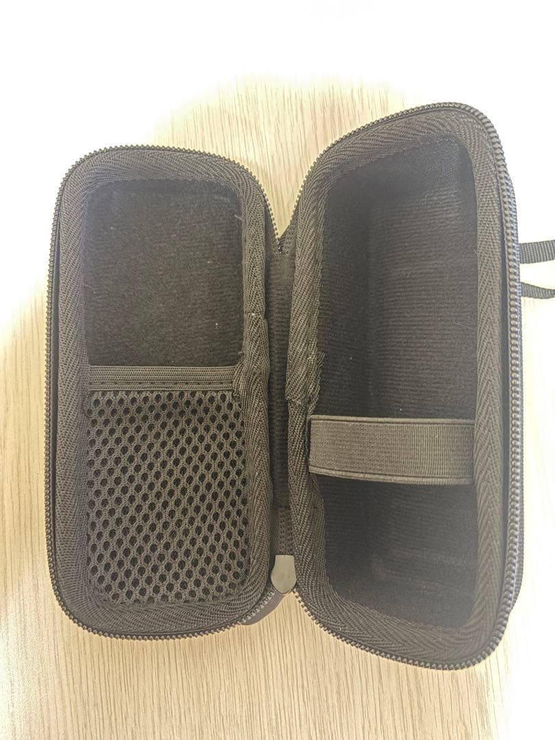 UGREEN モバイルバッテリー※ハードケース付