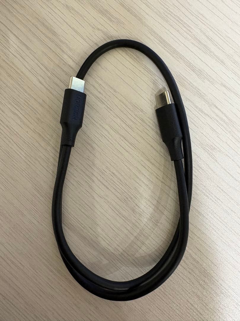 UGREEN モバイルバッテリー※ハードケース付