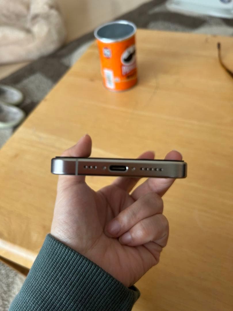 【美品】iPhone15Pro 256G ホワイト