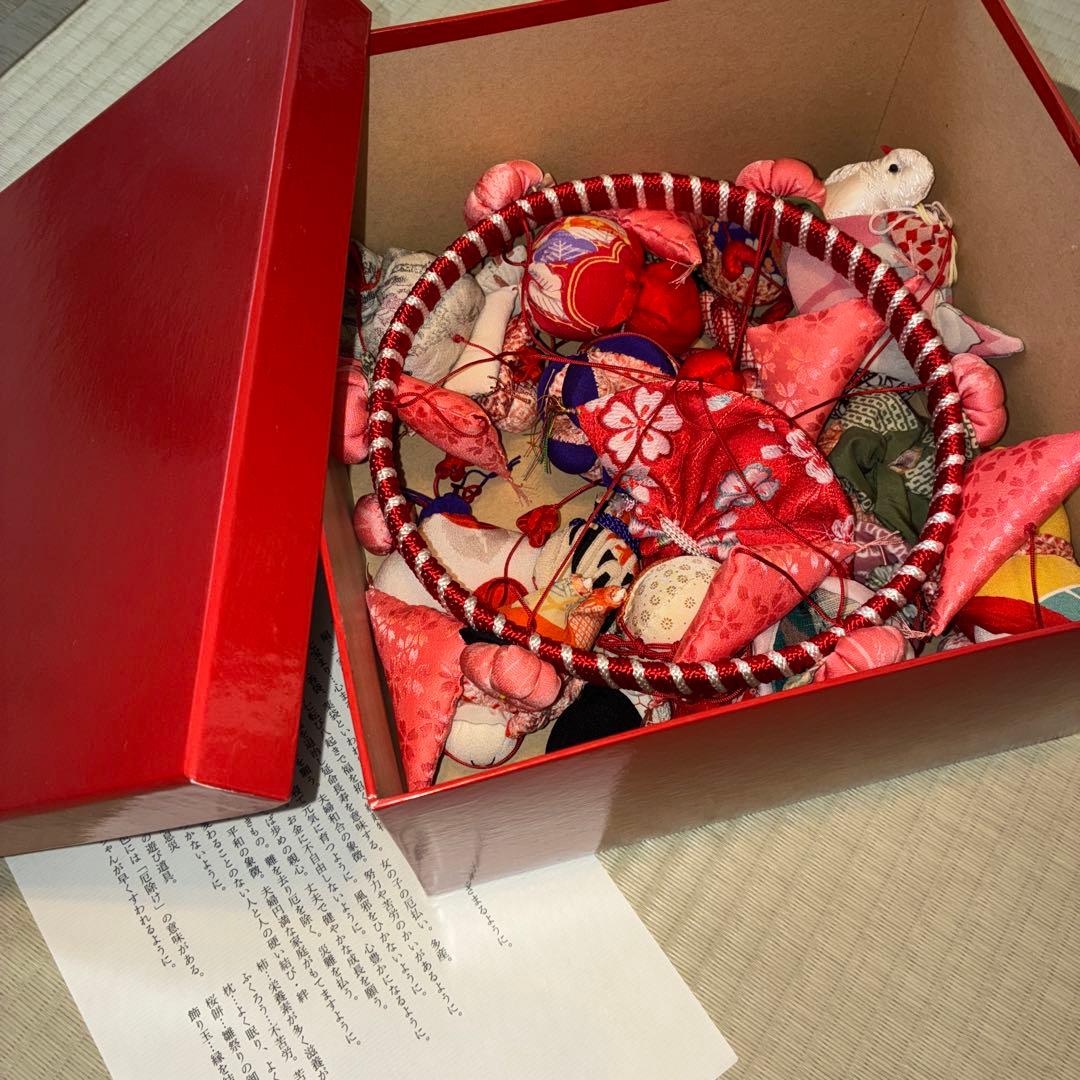 つるし飾り　吊るし飾り　ひな祭り　雛飾り　桃の節句　輪飾り　着物布　和