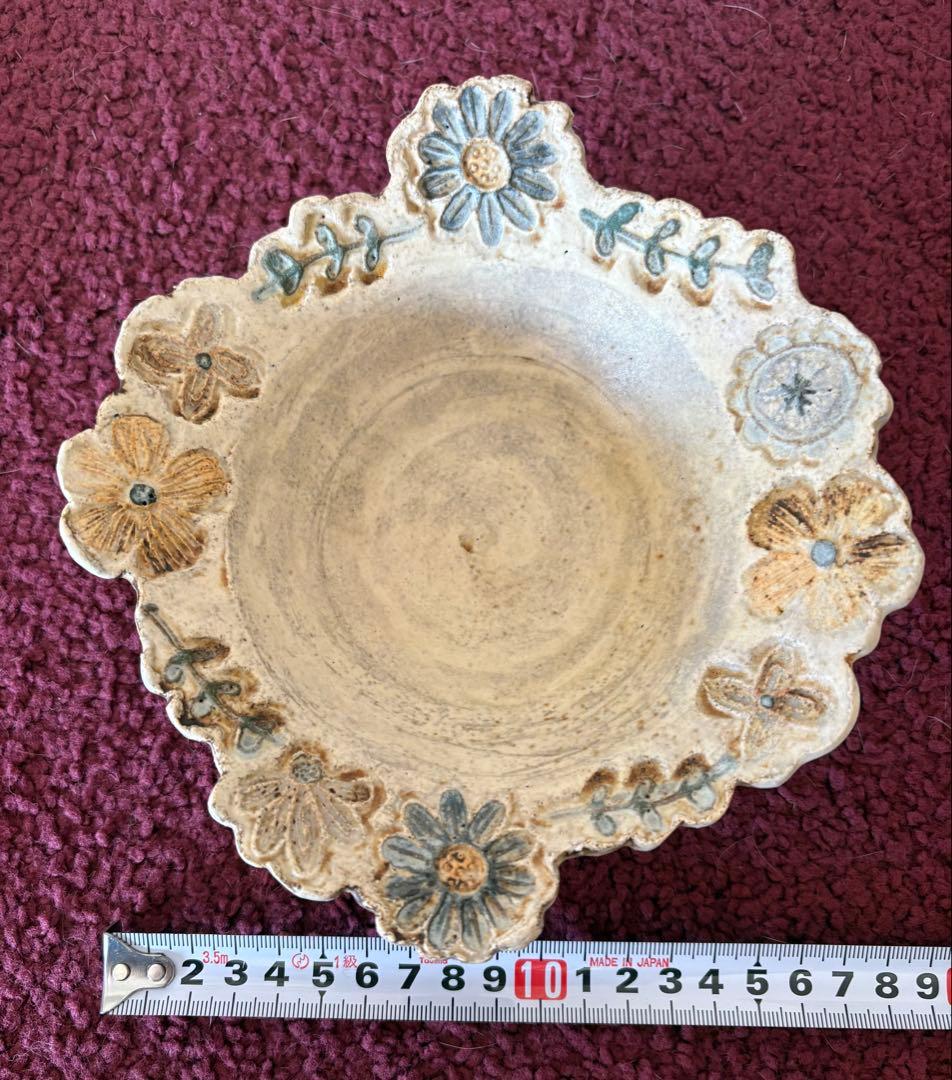 【本田あつみ】　ワイルドフラワー花模様　中皿とボウルのセット