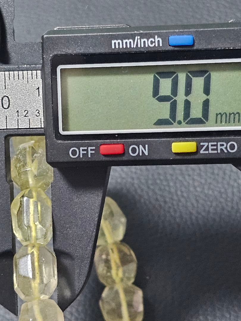 ⭐人気商品⭐希少⭐リビアングラス　タンブルカット　ブレスレット