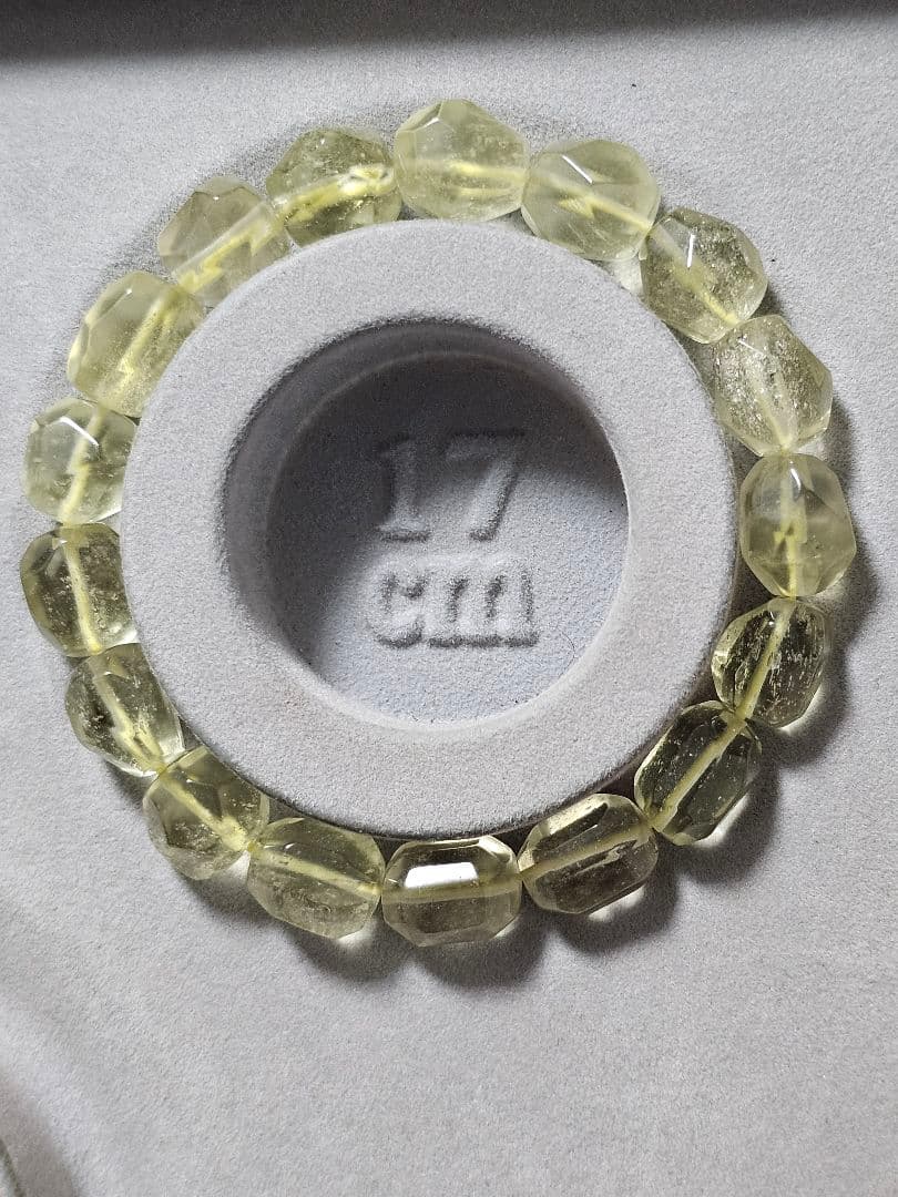 ⭐人気商品⭐希少⭐リビアングラス　タンブルカット　ブレスレット