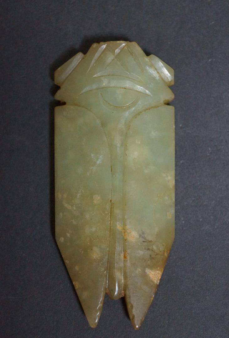 時代物 和田青白玉(ホータン) 細工彫り蝉 玉蝉佩 根付 緒締玉 提げ物 装飾品