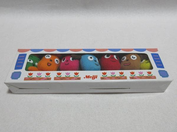 明治7匹のマーブルわんちゃんちっちゃいキーホルダーぬいぐるみマグカップ非売当選品