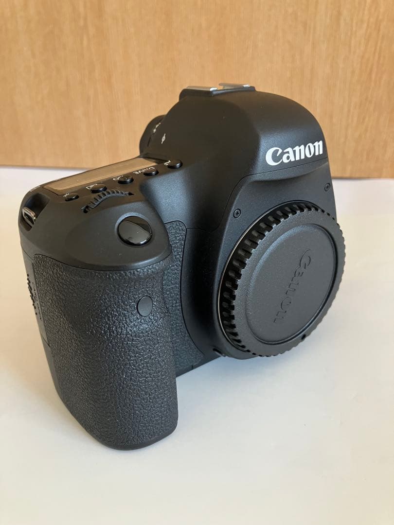 【美品】キャノン Canon EOS 6D ボディ