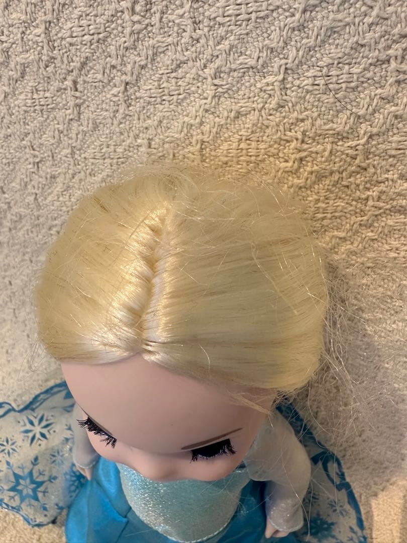 レア！！エルサ　人形　イッツアスモールワールド　プリンセスドール　アナ雪