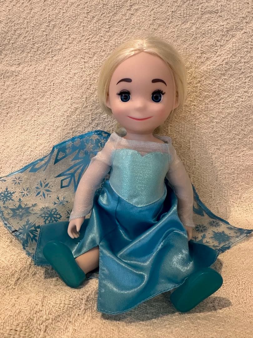 レア！！エルサ　人形　イッツアスモールワールド　プリンセスドール　アナ雪