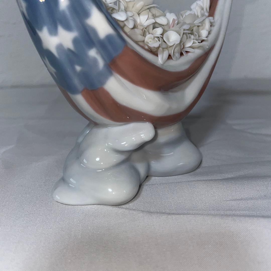 LLADRO 人形 平和の花かご　星条旗柄　アメリカ