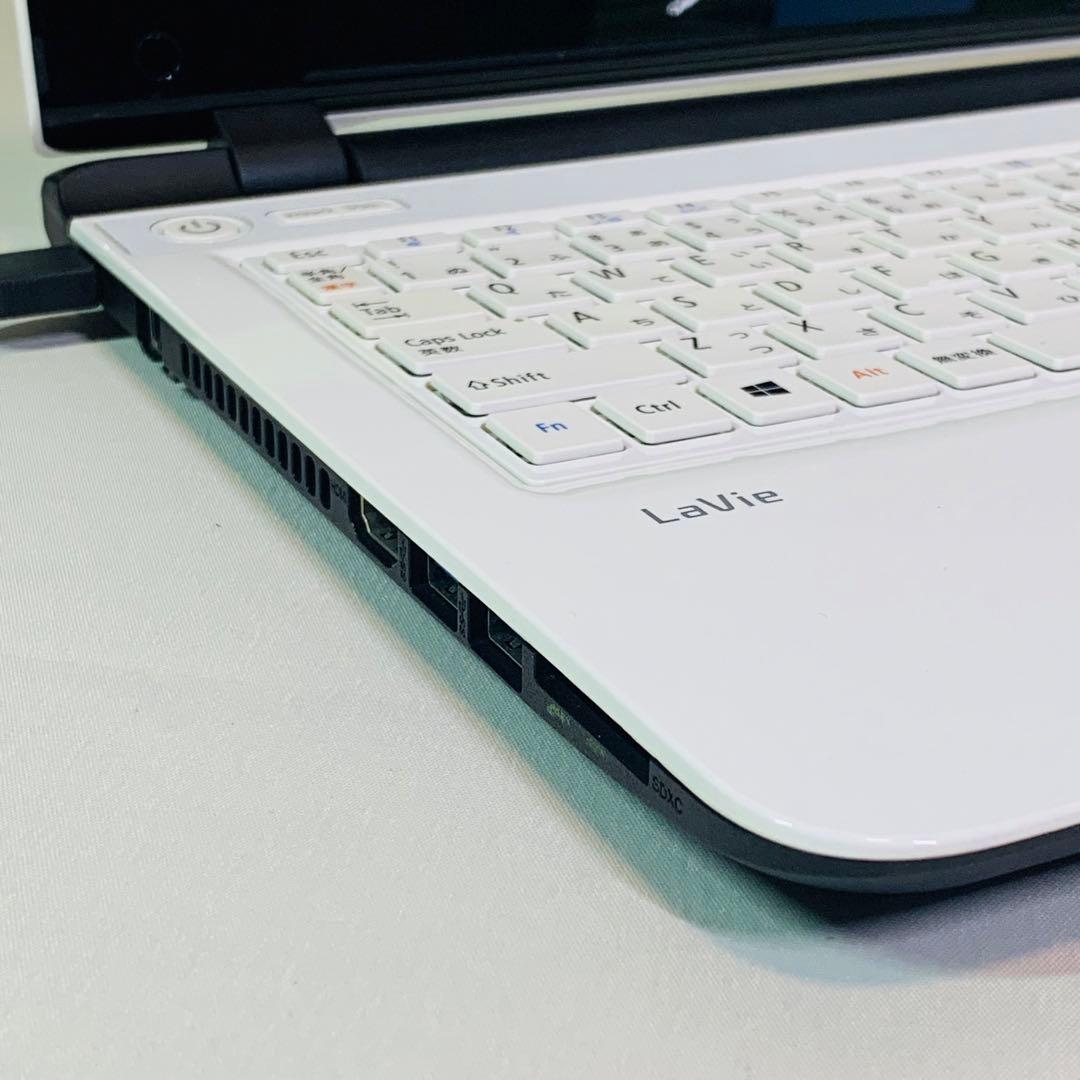 薄型✨カメラ✨Bluetooth✨SSD✨Windows 11✨ノートパソコン