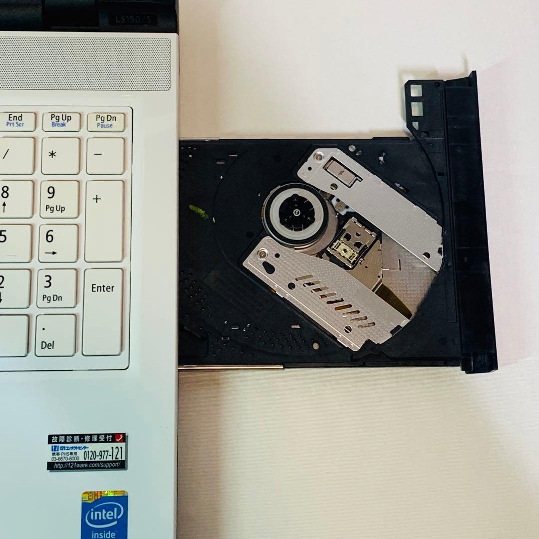 薄型✨カメラ✨Bluetooth✨SSD✨Windows 11✨ノートパソコン