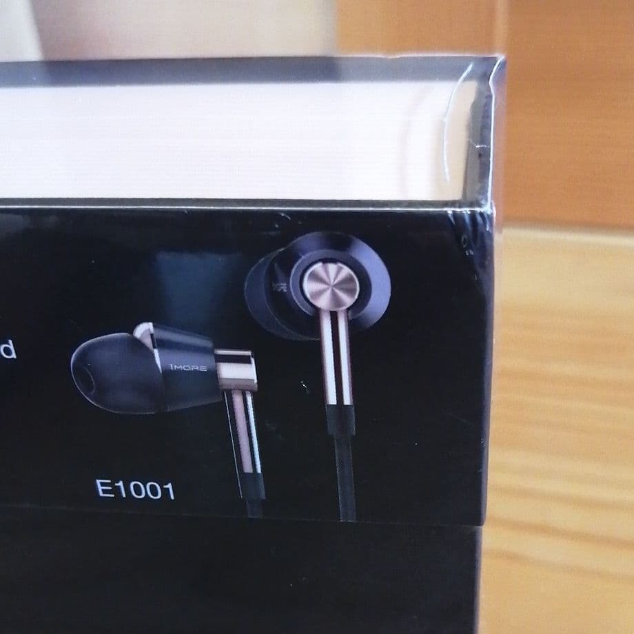 1MORE E1001　新品