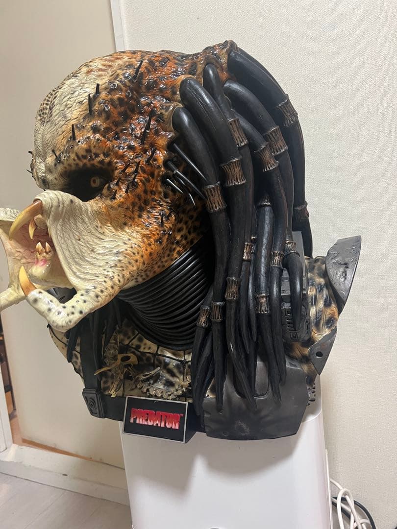 プレデターライフサイズヘッドディスプレー