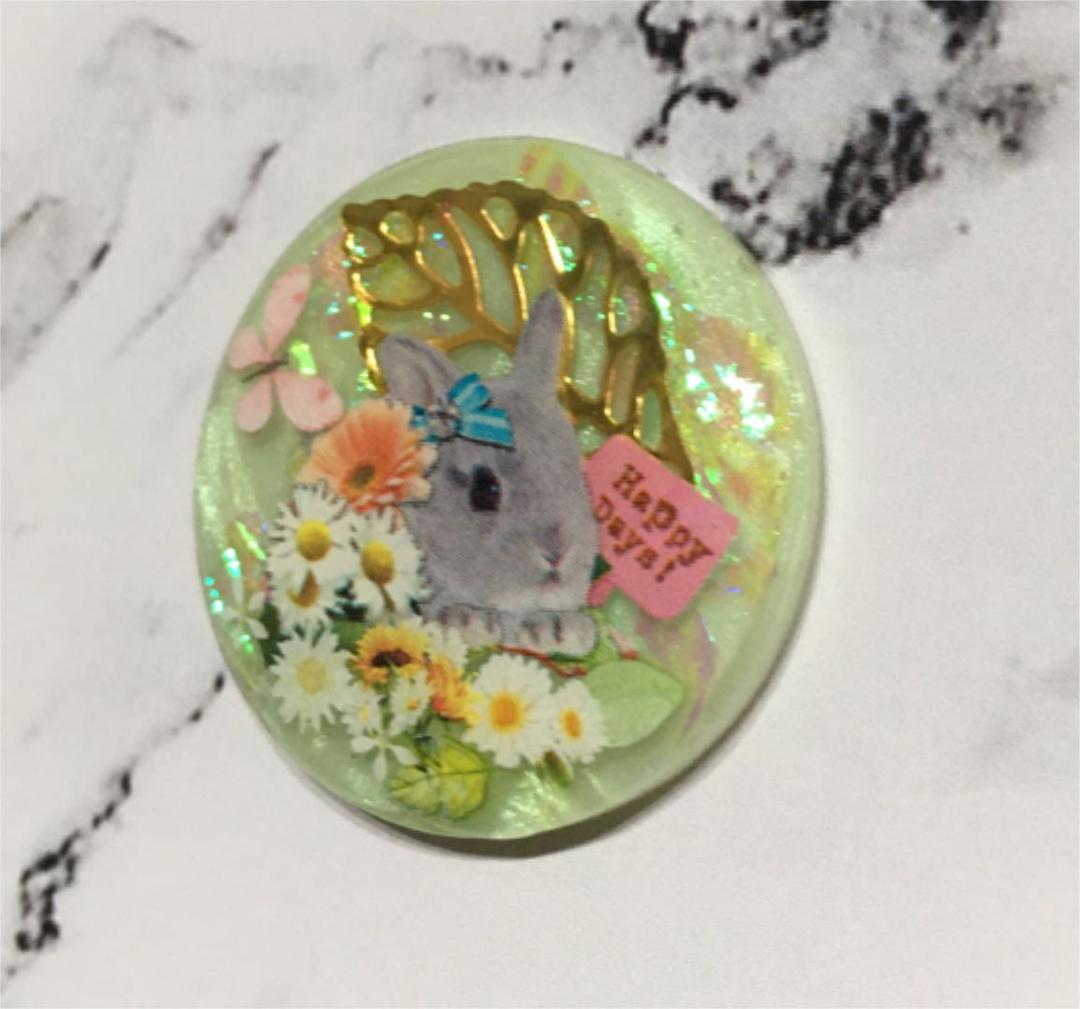 レジンヘアゴム、メタルリーフハッピーうさぎさん・再販不可