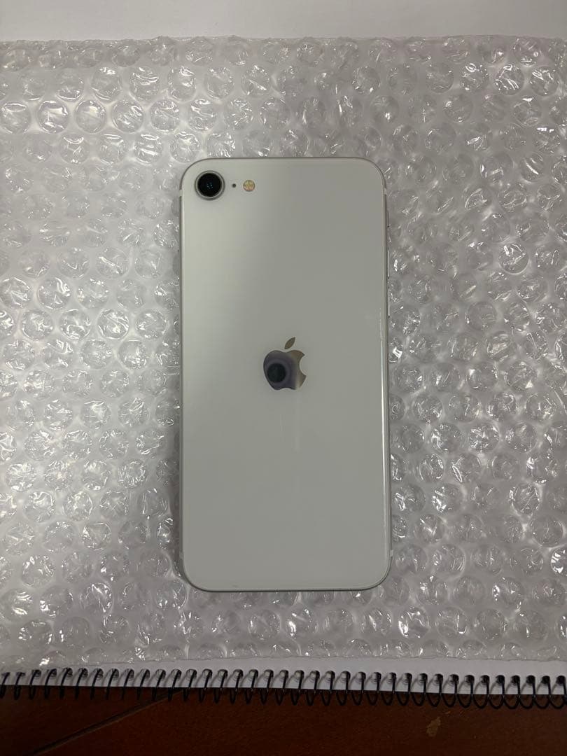 お*6様 iPhone SE 第二世代　SIMフリー