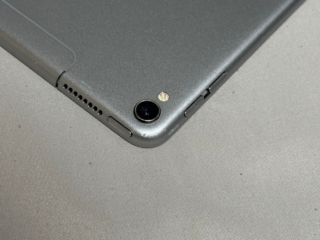 iPad Pro 10.5インチ 256GB グレー Wifi+Cellular