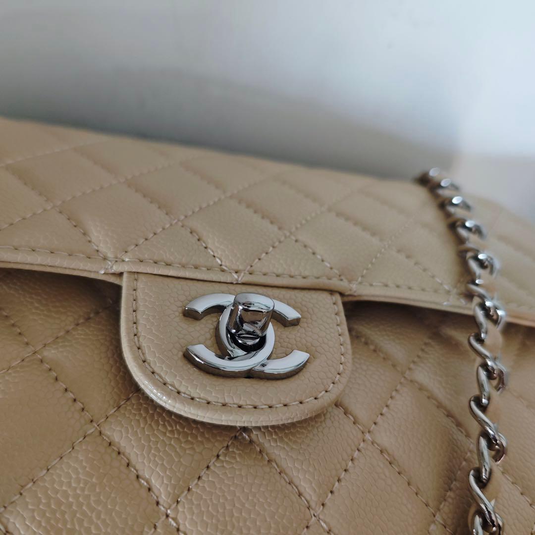 ベージュ キルティングショルダーバッグ