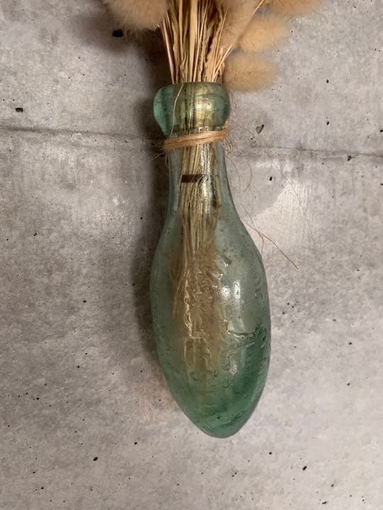 イギリス アンティーク ガラスボトル 一輪挿し J. CRONSHAW