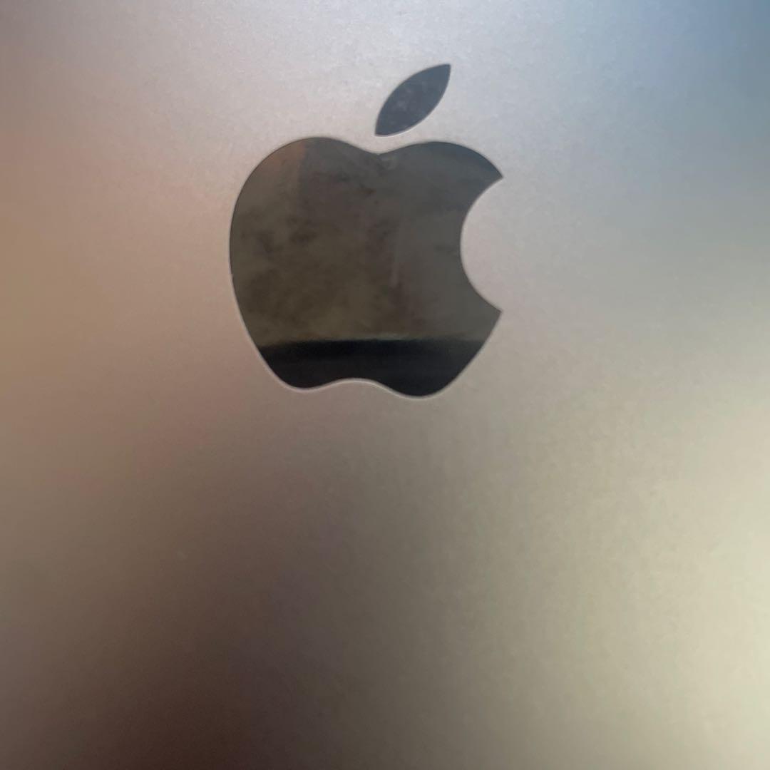 iPad 第8世代　128gb