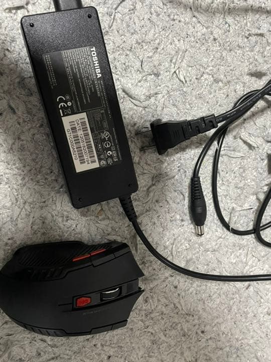 東芝　dynabook satellite b550/b