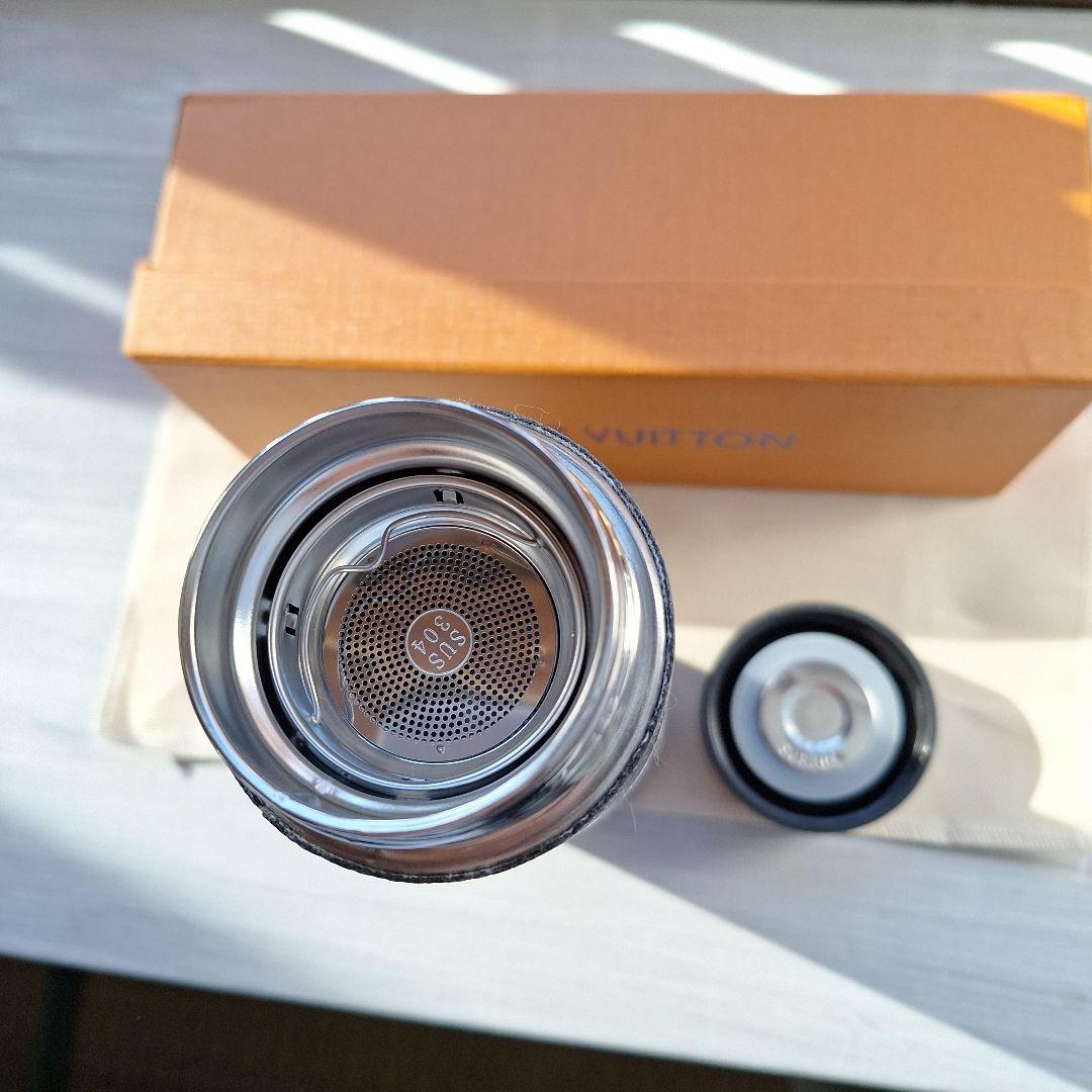 最終価格です。黒い水筒