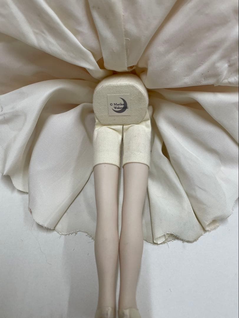 若月まり子 ビスクドール ( ビーズ飾り ) ピンクの服