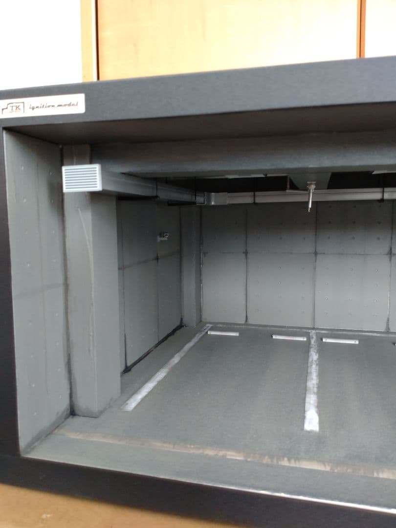 1/18 イグニッションモデル 地下駐車場 ジオラマ パーキング